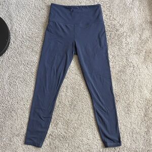 Athleta ultra high rise elation 7/8 tight leggings, women size XS